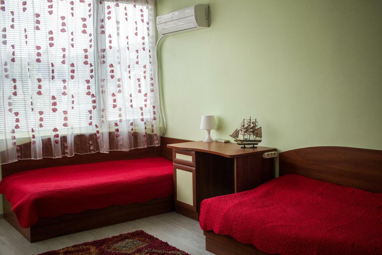 Апарт Пееви Gabrovo Luaran gambar